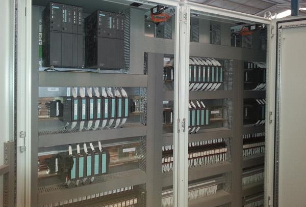 کاربرد PCS7 به عنوان PLC در نمایندگی زیمنس